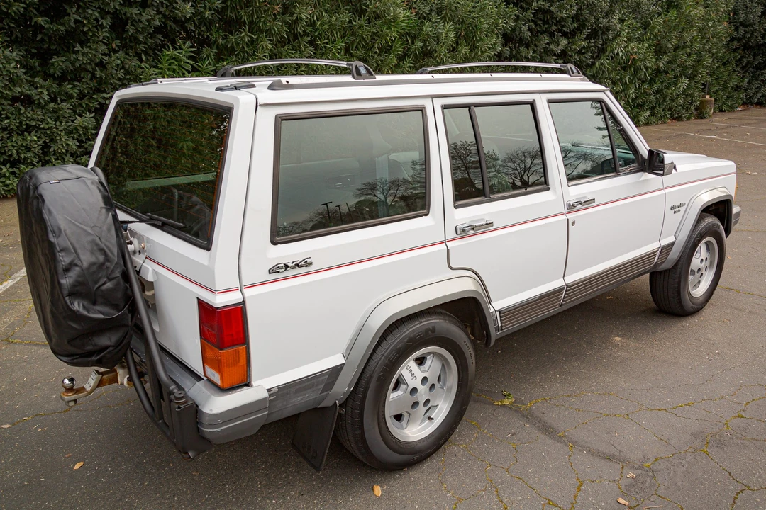 1991 Jeep XJ Cherokee - Image 14 of 31