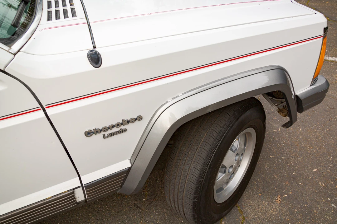 1991 Jeep XJ Cherokee - Image 27 of 31