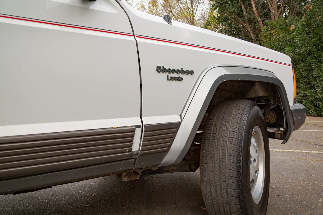 1991 Jeep XJ Cherokee - Image 28 of 31