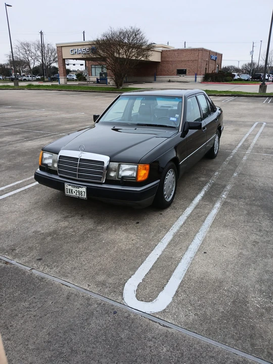 1992 Mercedes-Benz W124 E-Class - Image 4 of 31
