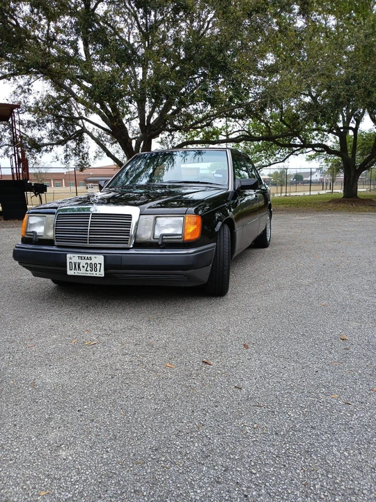 1992 Mercedes-Benz W124 E-Class - Image 5 of 31