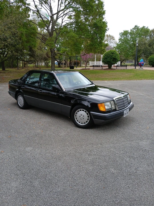 1992 Mercedes-Benz W124 E-Class - Image 7 of 31
