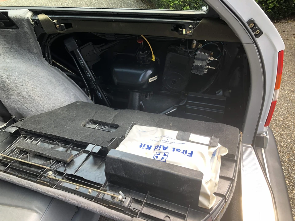 1992 Mercedes-Benz W124 E-Class - Image 28 of 31