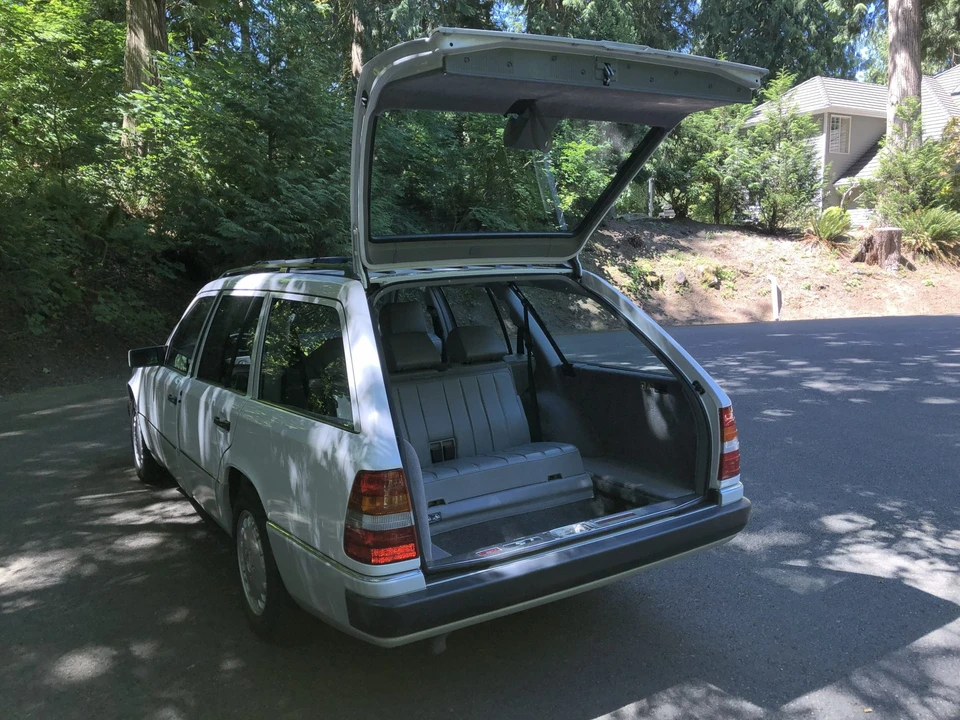 1992 Mercedes-Benz W124 E-Class - Image 24 of 31