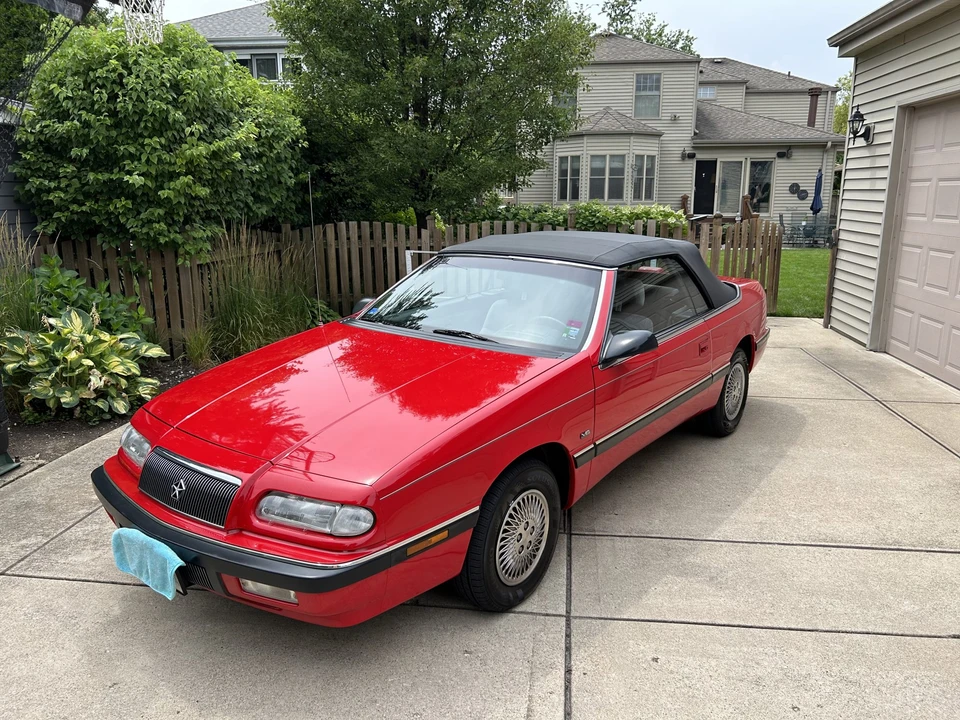 1993 Chrysler LeBaron - Image 8 of 31