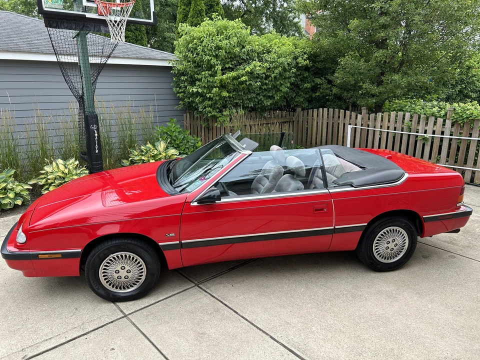 1993 Chrysler LeBaron - Image 29 of 31