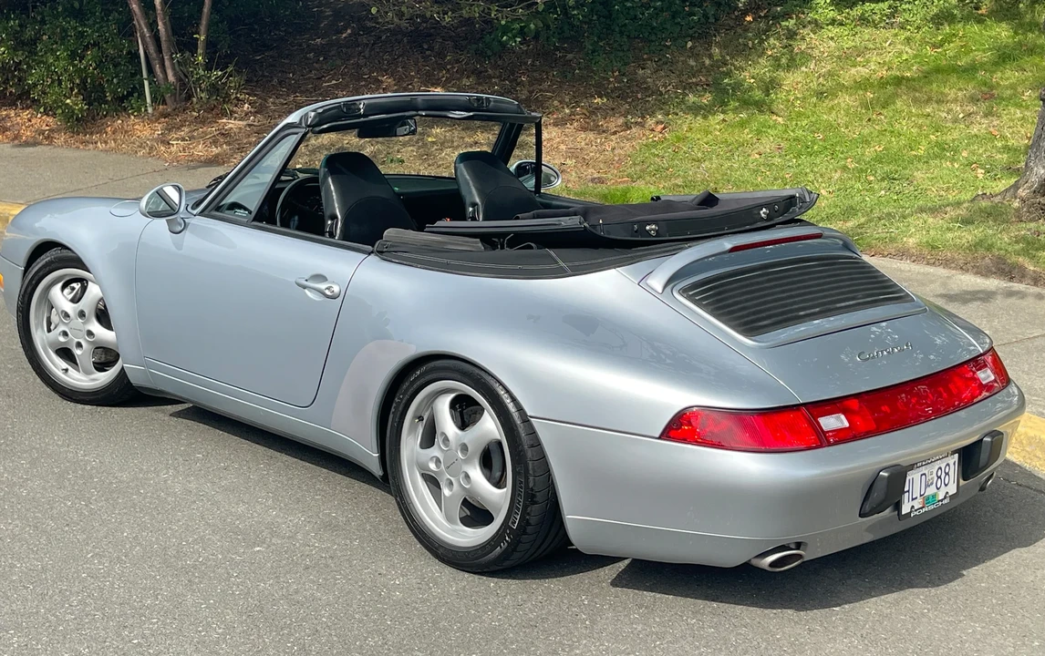 1995 Porsche 993 Carrera 4 - Image 11 of 31