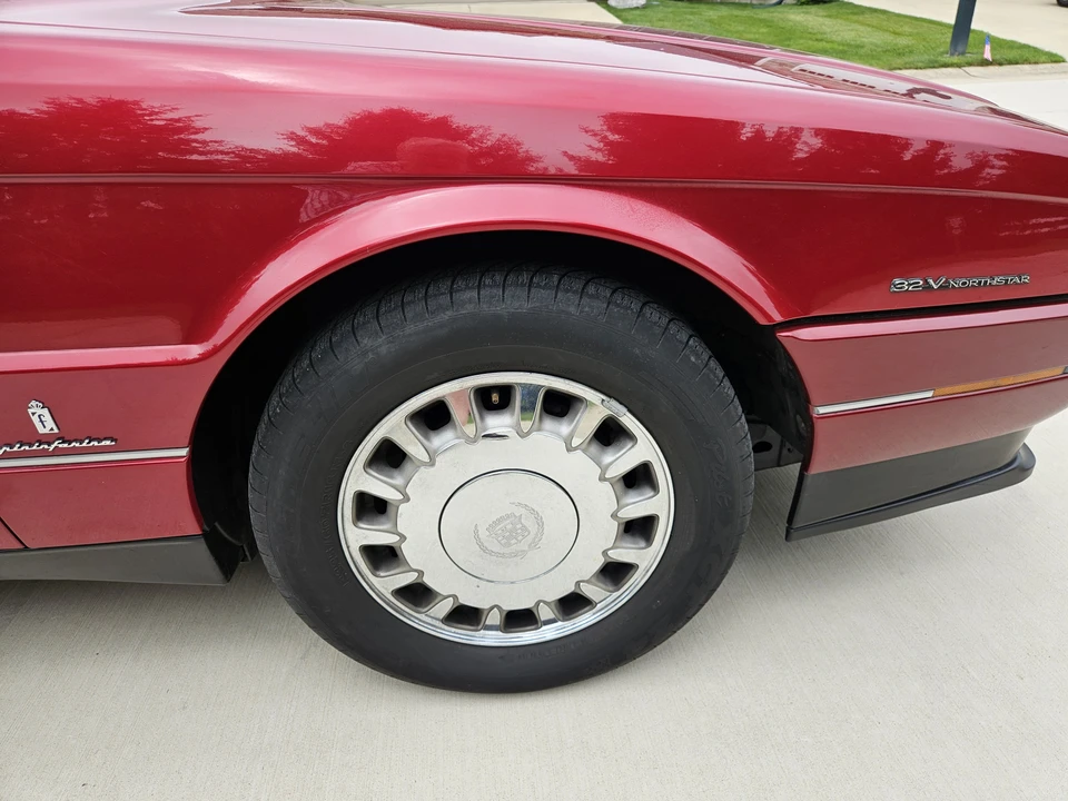 1993 Cadillac Allante - Image 27 of 31