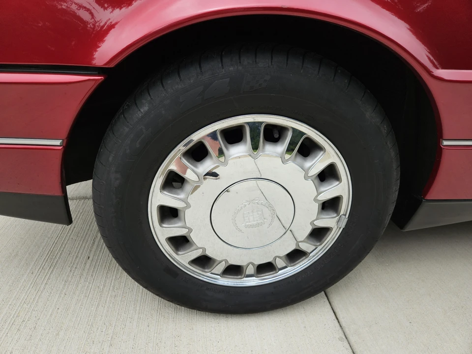 1993 Cadillac Allante - Image 26 of 31