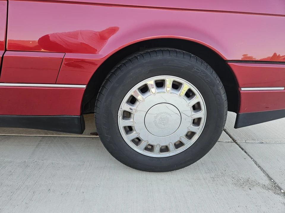1993 Cadillac Allante - Image 28 of 31