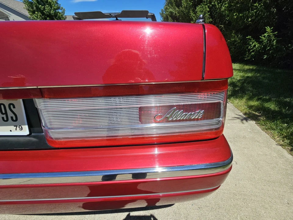 1993 Cadillac Allante - Image 21 of 31