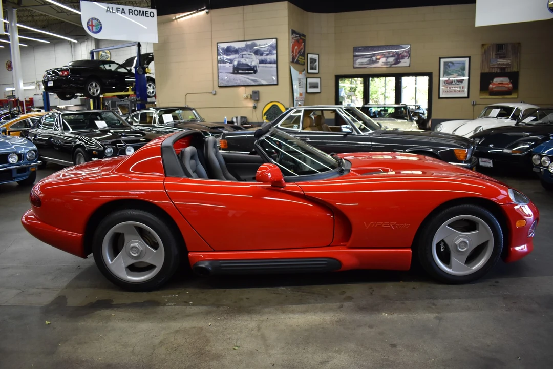 1994 Dodge Viper 1st Gen - Image 2 of 31
