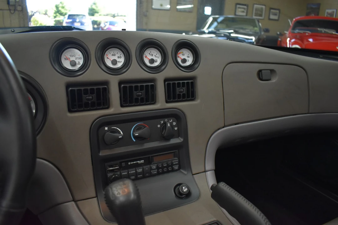 1994 Dodge Viper 1st Gen - Image 27 of 31