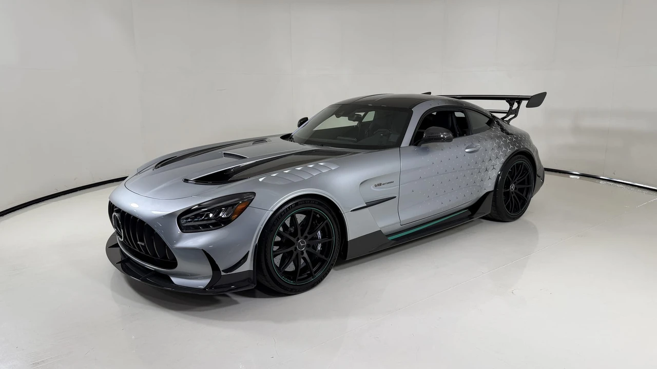 2021 Mercedes-Benz AMG GT Black Series - Image 9 of 31