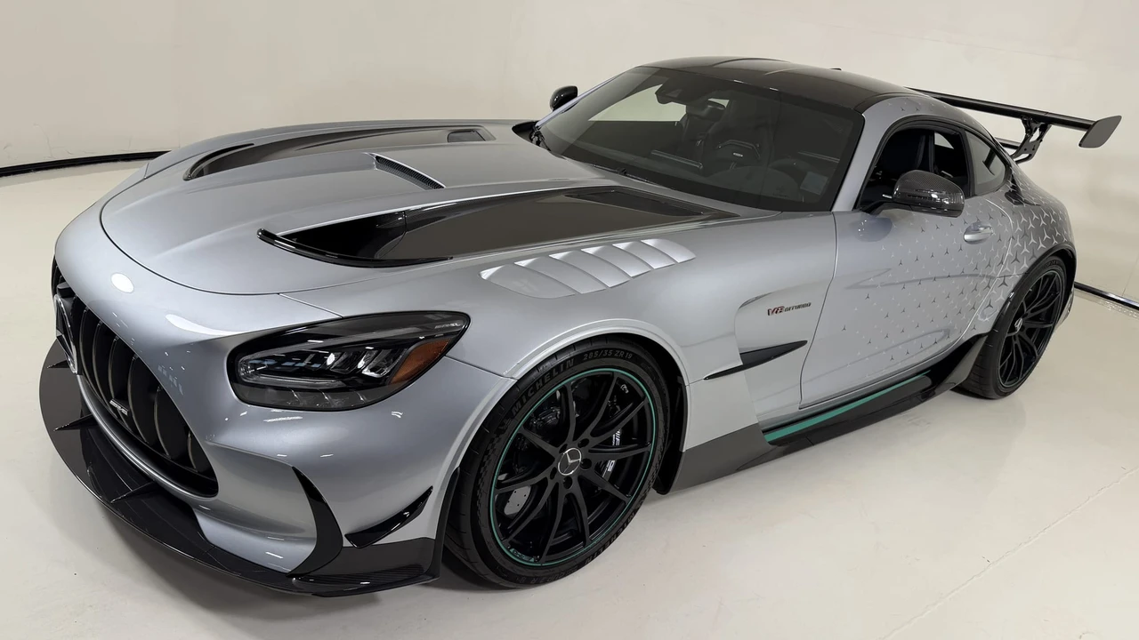 2021 Mercedes-Benz AMG GT Black Series - Image 7 of 31