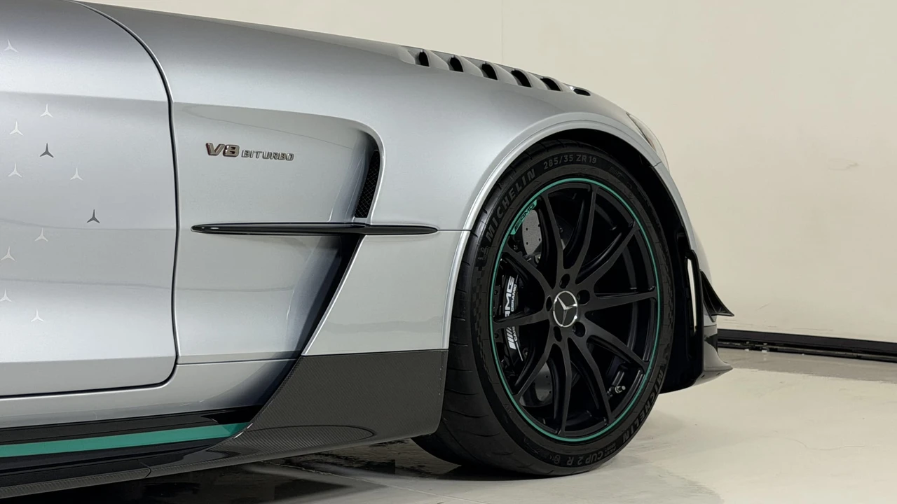 2021 Mercedes-Benz AMG GT Black Series - Image 26 of 31