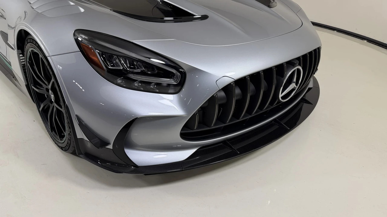 2021 Mercedes-Benz AMG GT Black Series - Image 27 of 31