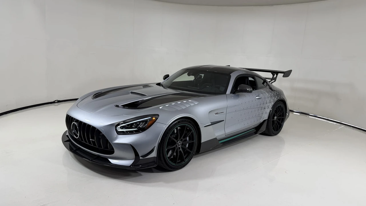 2021 Mercedes-Benz AMG GT Black Series - Image 8 of 31