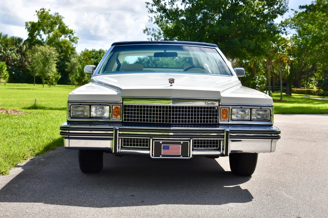 1979 Cadillac DeVille 5th Gen - Image 9 of 31