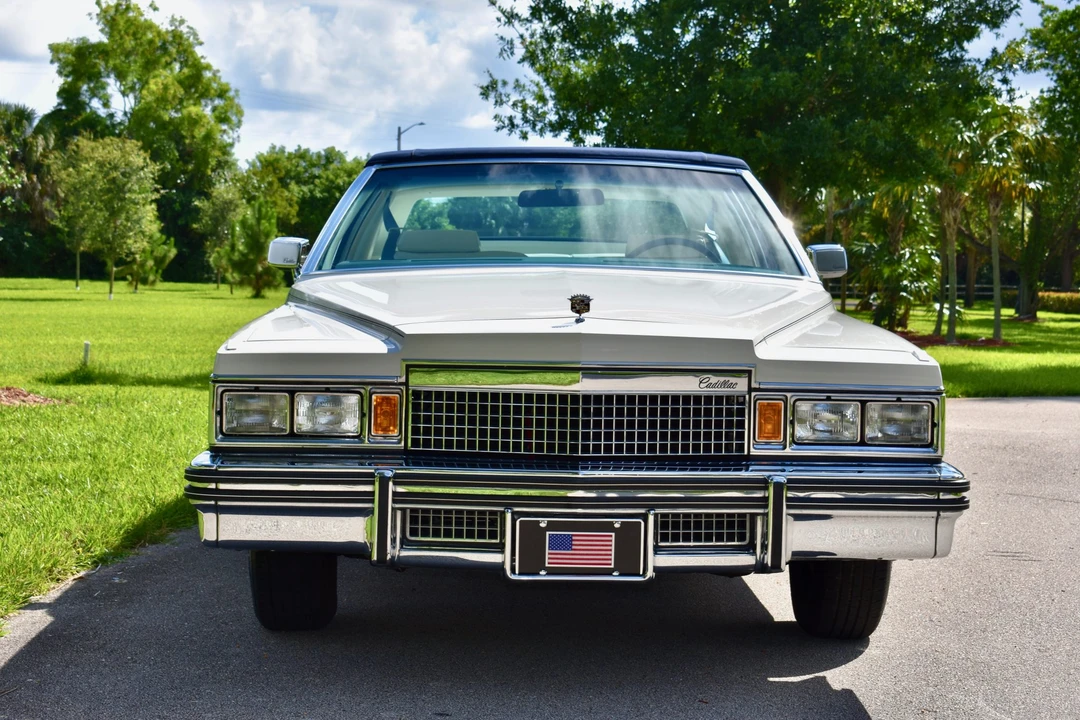 1979 Cadillac DeVille 5th Gen - Image 11 of 31