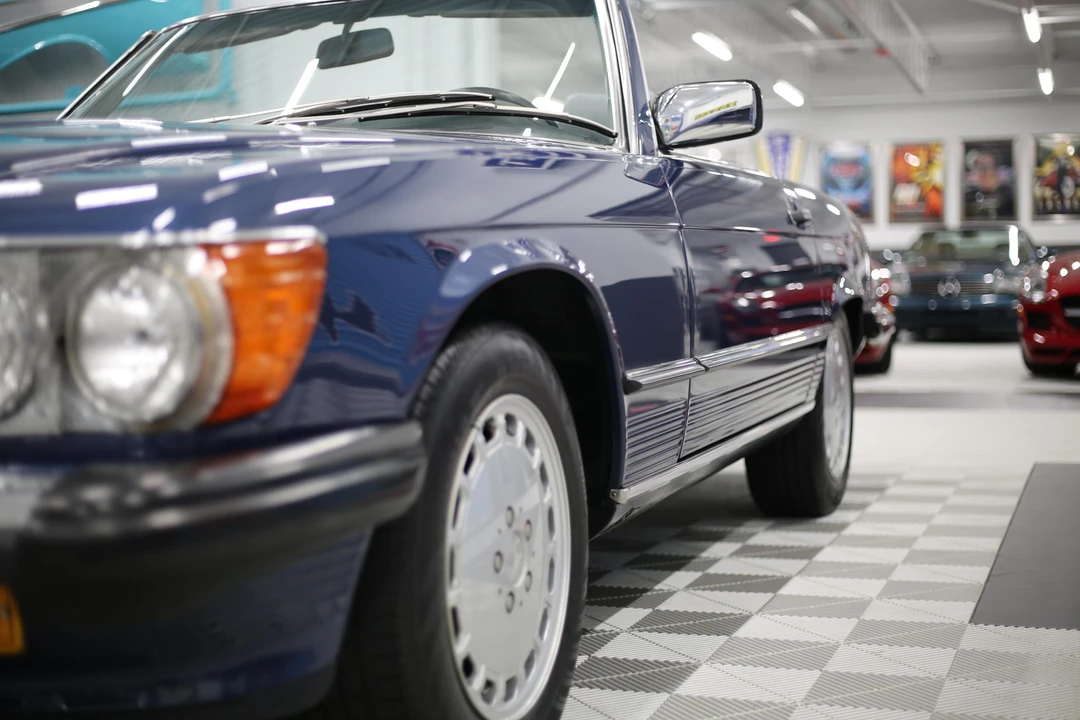 1989 Mercedes-Benz R107 SL-Class - Image 25 of 31