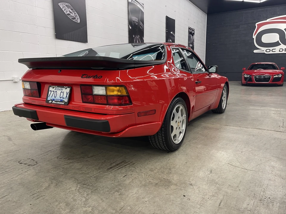 1989 Porsche 944 Turbo - Image 14 of 31