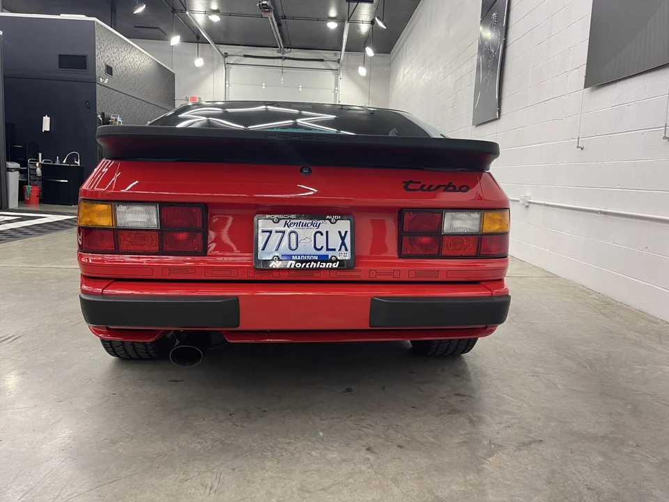 1989 Porsche 944 Turbo - Image 10 of 31