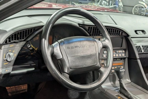 1991 Chevrolet Corvette C4 - Image 5 of 8