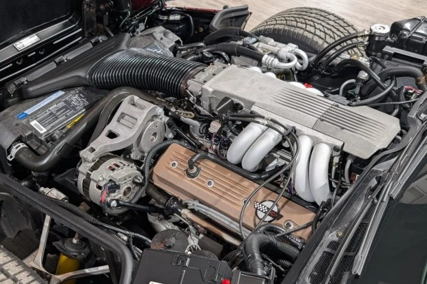 1991 Chevrolet Corvette C4 - Image 6 of 8