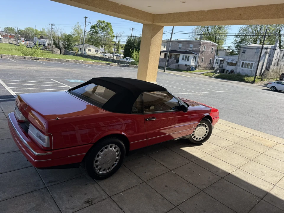 1993 Cadillac Allante - Image 31 of 31