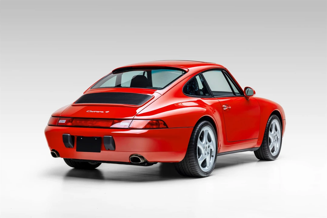 1996 Porsche 993 Carrera 4 - Image 9 of 31