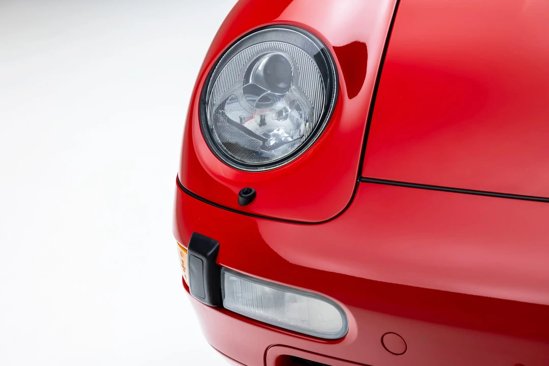 1996 Porsche 993 Carrera 4 - Image 19 of 31