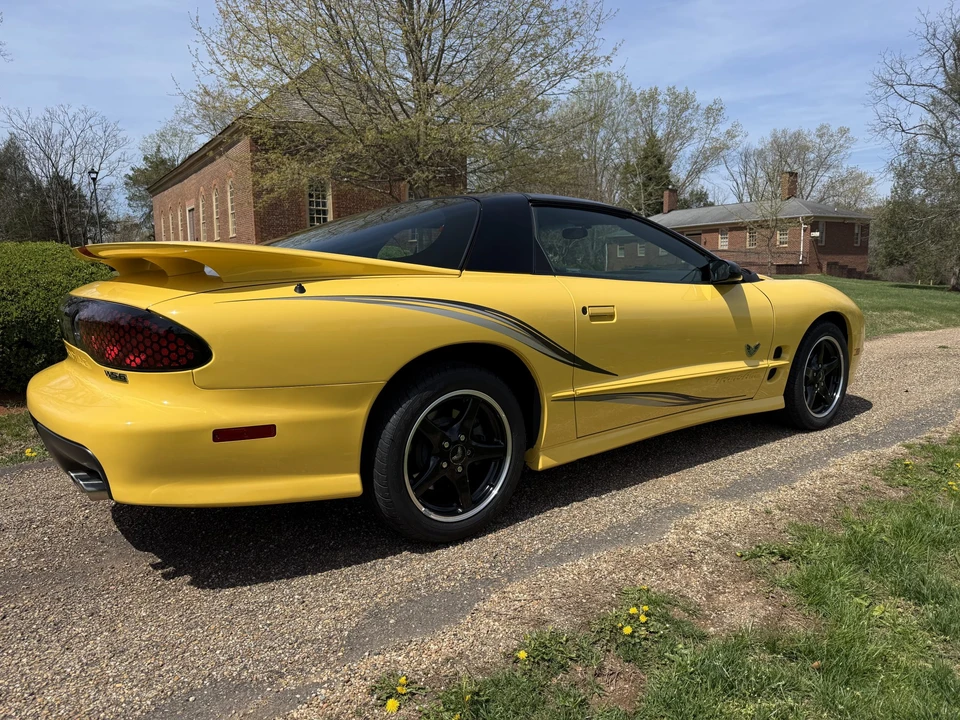 2002 Pontiac Firebird Trans Am 4th Gen - Image 10 of 31