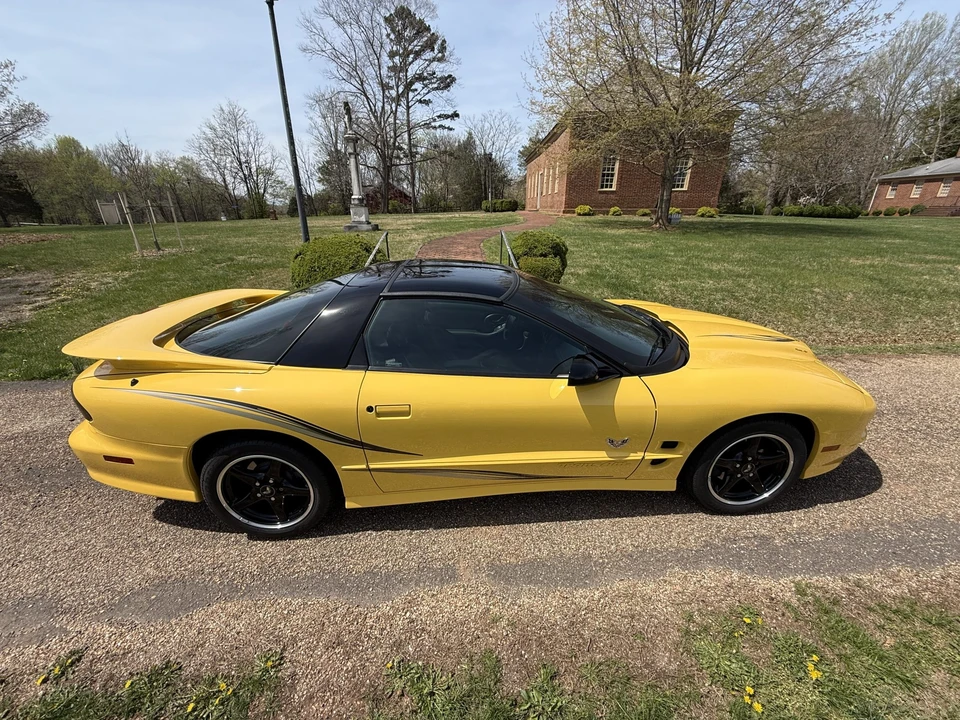 2002 Pontiac Firebird Trans Am 4th Gen - Image 9 of 31