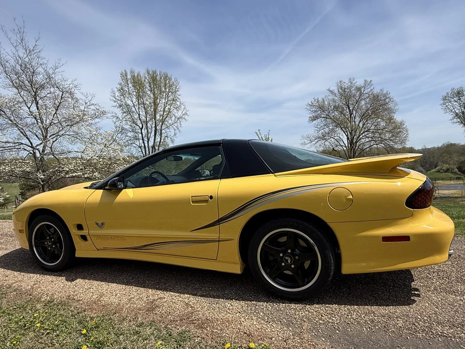 2002 Pontiac Firebird Trans Am 4th Gen - Image 14 of 31