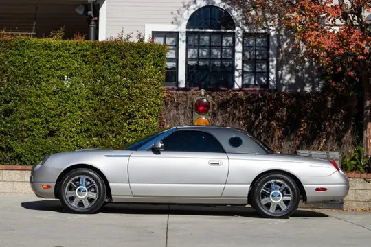 2005 Ford Thunderbird 11th Gen - Image 3 of 7