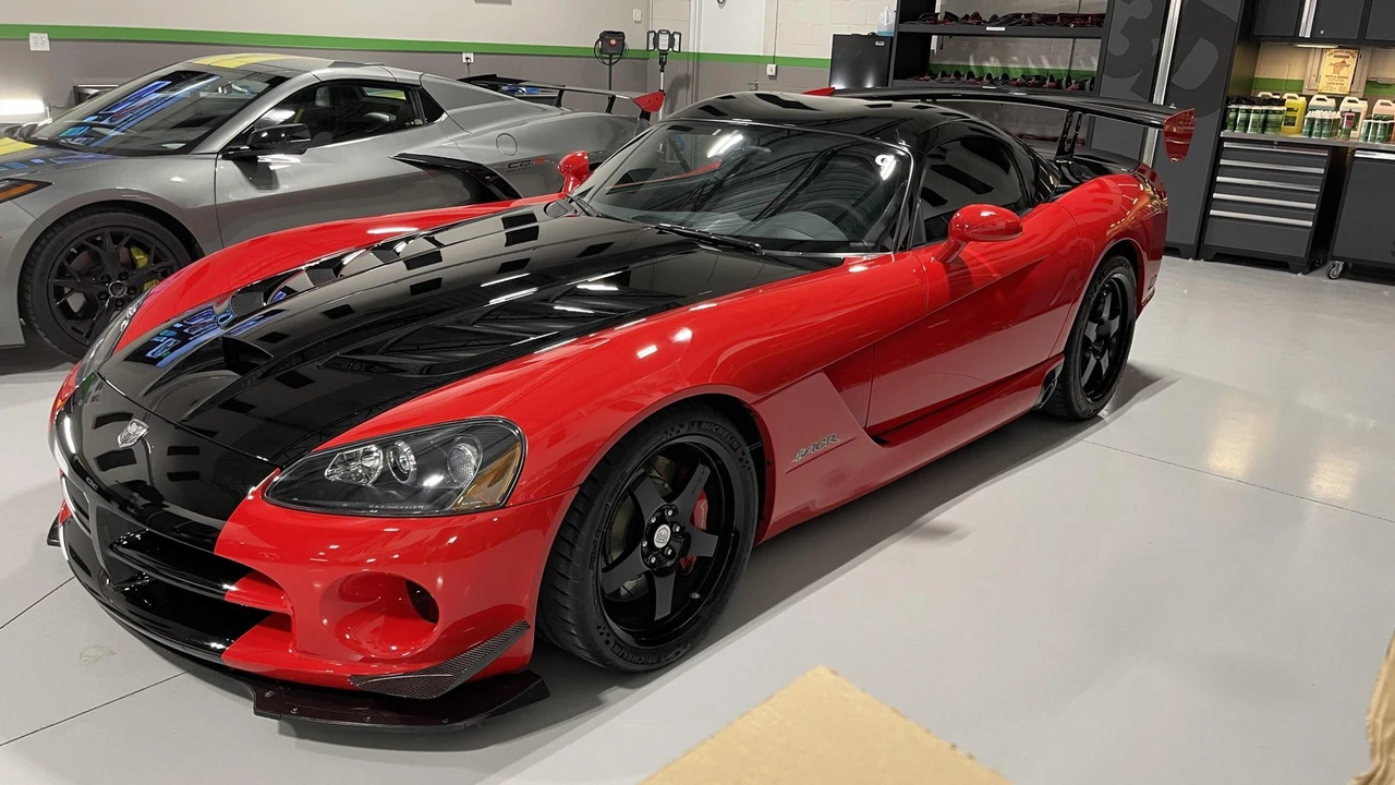 2008 Dodge Viper ACR 4th Gen - Image 14 of 31