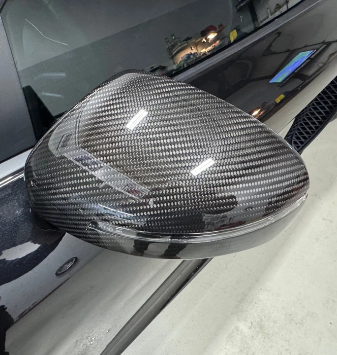 2010 Audi 42 R8 - Image 29 of 31