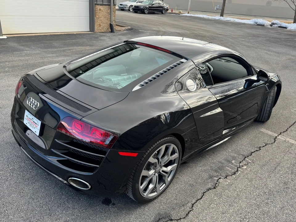 2010 Audi 42 R8 - Image 22 of 31