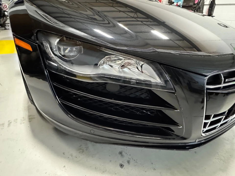 2010 Audi 42 R8 - Image 23 of 31