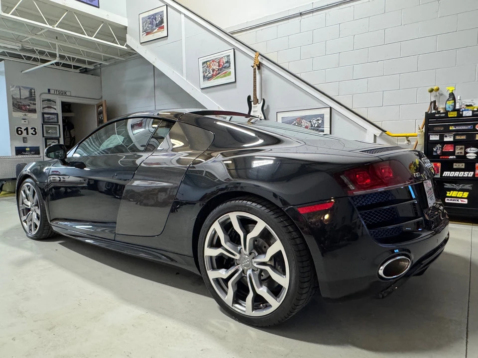 2010 Audi 42 R8 - Image 11 of 31