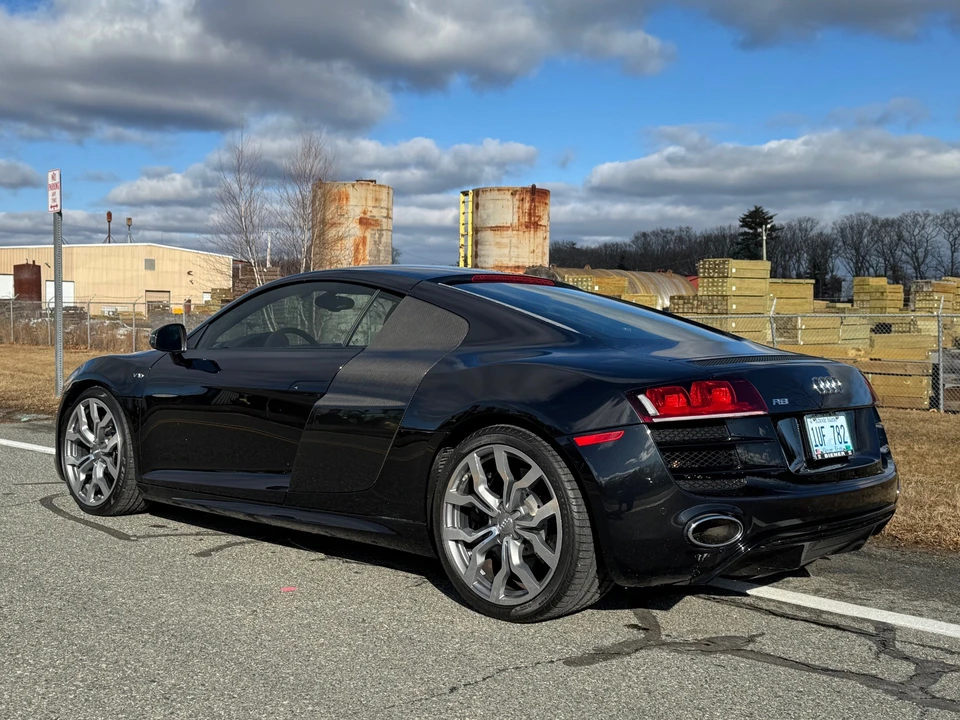2010 Audi 42 R8 - Image 5 of 31