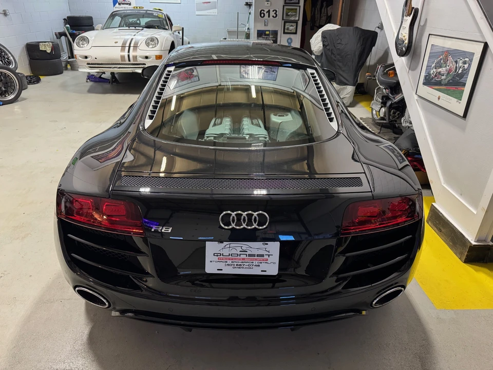 2010 Audi 42 R8 - Image 13 of 31