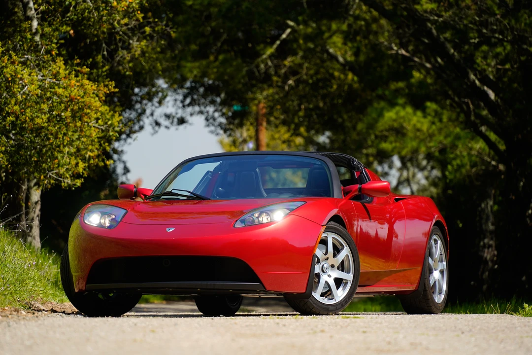 2010 Tesla Roadster - Image 3 of 31