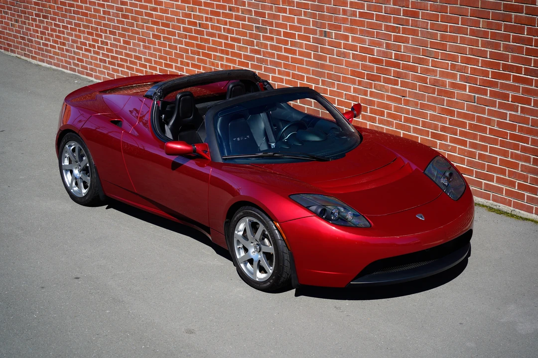 2010 Tesla Roadster - Image 17 of 31