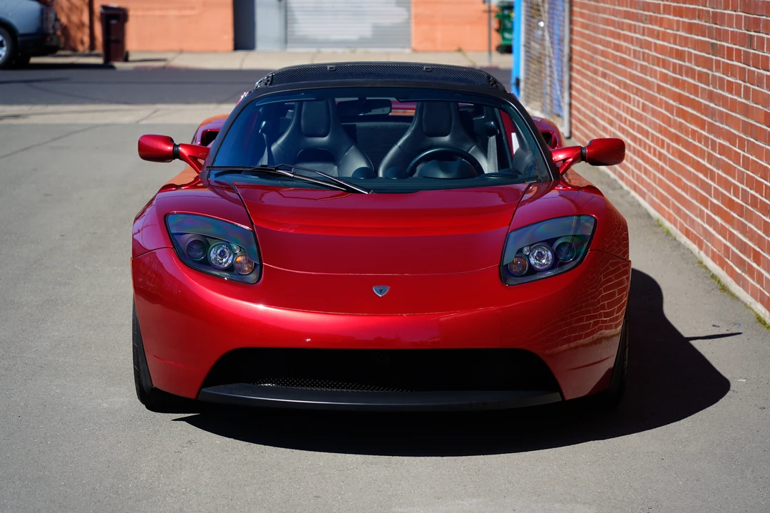 2010 Tesla Roadster - Image 15 of 31