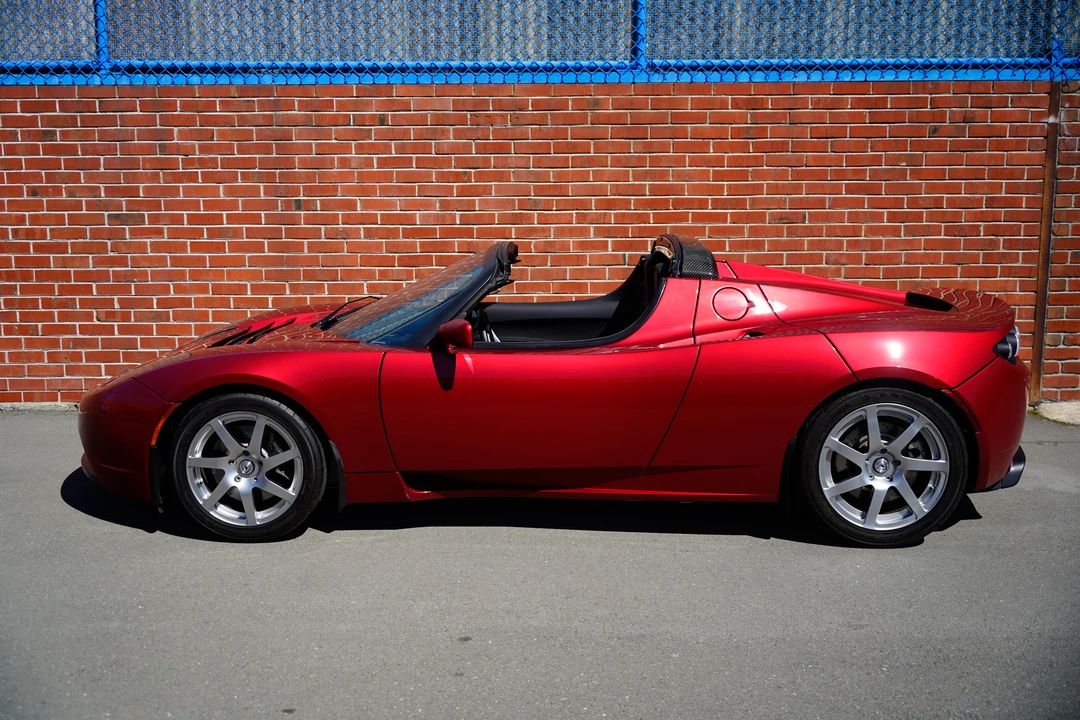 2010 Tesla Roadster - Image 24 of 31