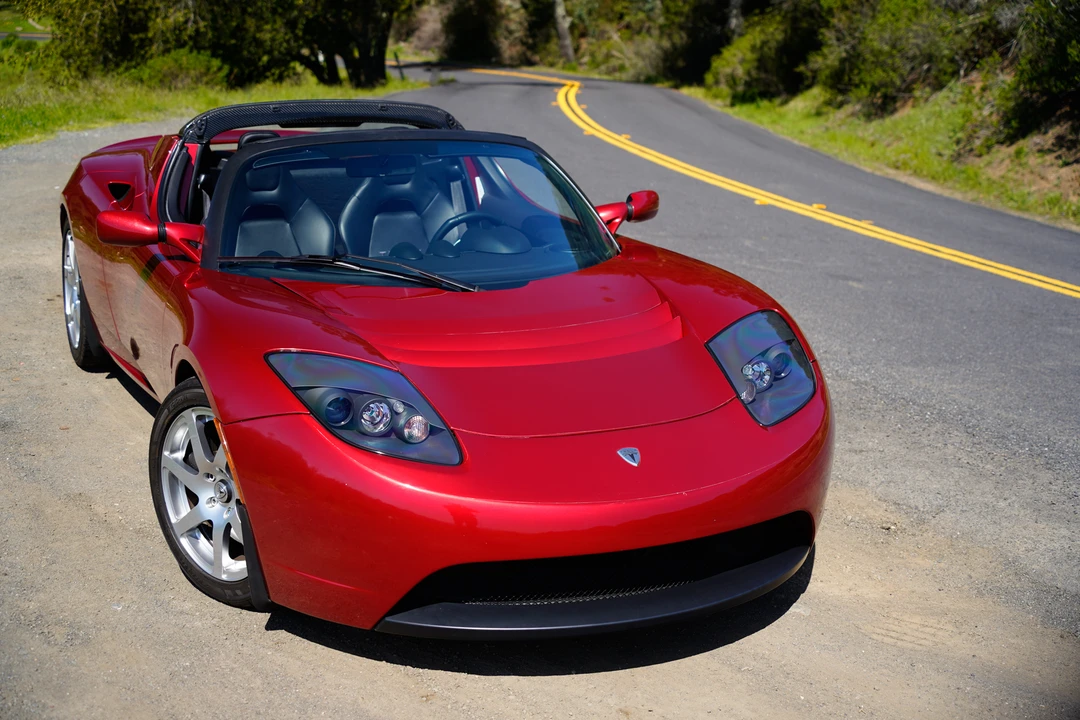 2010 Tesla Roadster - Image 6 of 31