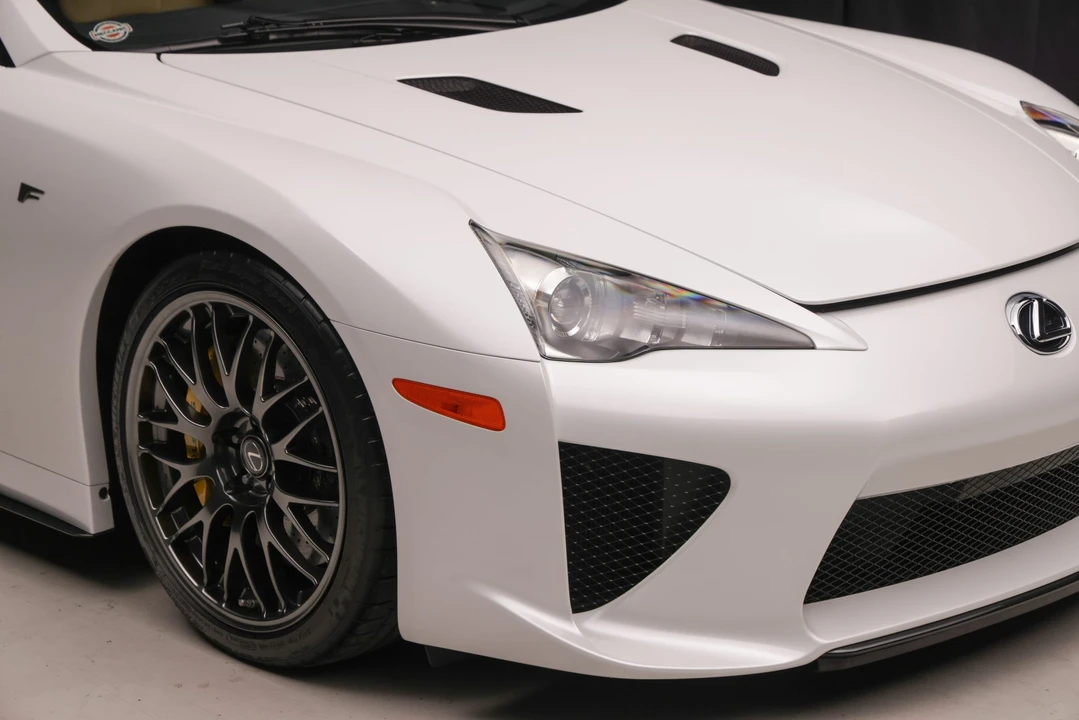 2012 Lexus LFA - Image 15 of 31