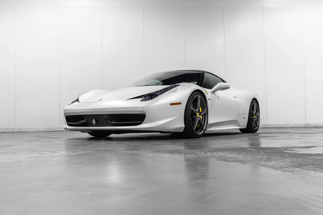 2013 Ferrari 458 Italia - Image 7 of 31